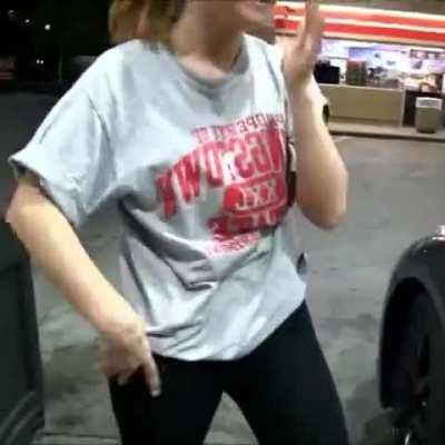 She has nothing to be embarrassed about [GIF]