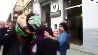 Teta použila ultimatku 🤱