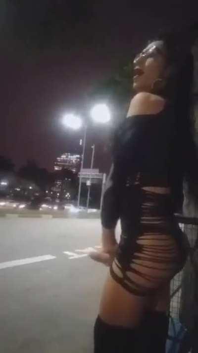 Imagine driving past her