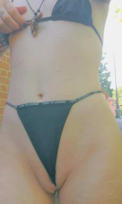 [F] [19] Dared to show off my clamps on the way to the beach, any ideas for an adventurous slut? 