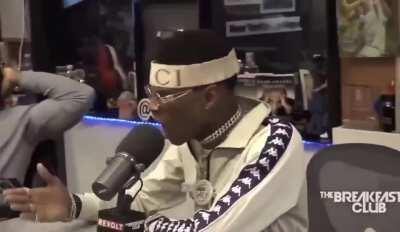 Garoppolo watching Mac Jones overthrow a deep ball