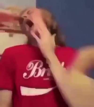 D̶̢̨̤͔̗̒͛̅̑̚Ȩ̵̜̪̳̐̈́͂̑̋͗̍̍̉͠ͅĻ̷̢̖̗̤̯̰̩̠̀̌̓͌̂̚͝I̵͓̮͍̱̖͉̣̼͆ͅŖ̸͎̰̗͖̲͓̹̩̰͂I̷̱͉̦͎̎͗̓̈́̈́̈U̷̺̙̭͖̖̺̭̝̒̌̓̆͗̂͂̎̓͜M̴̨̛̱̲͍̹͍̊͑̏̄̋̄̋̿͑