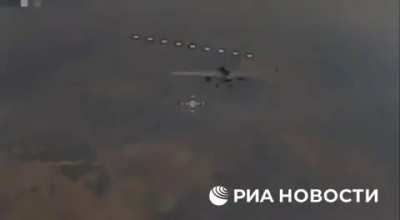 Dogfight between a Russian and a Ukrainian drone