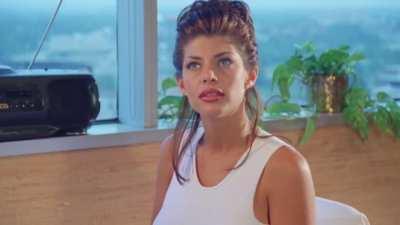 Shae Marks can stretch a shirt