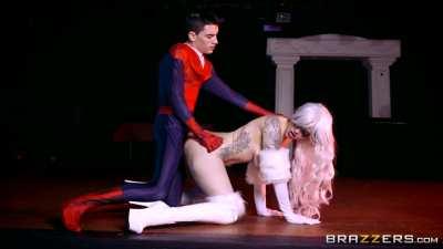 Hot and funny Spiderman parody!