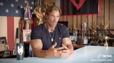 Porco cazzo questa la devi sentire