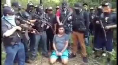 [NSFW] Fredy Maldonado of Old School Zetas is questioned and executed by CJNG sicarios.