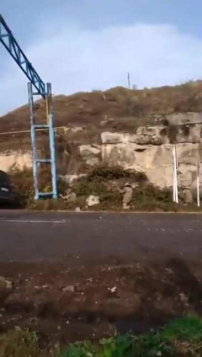 AZERBAIJANI ARMY HAS ENTERED SHUSHA They are firing towards the city. This geolocated video just released by Armenians CONFIRMS IT COORDINATES OF ARMENIANS DEFENDING THE ROAD: 39.7700000, 46.7469444 ON MAP:  