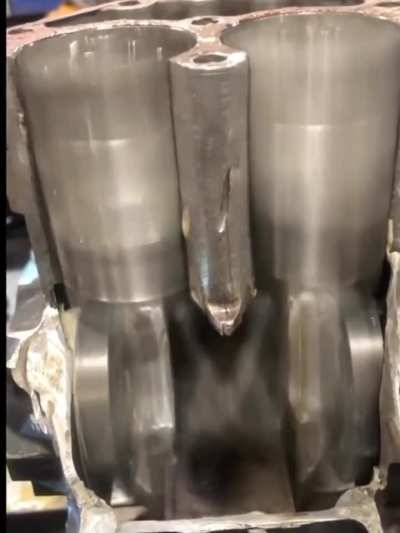 This shows how fast the piston actually is