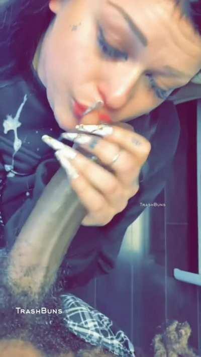 [r/TrashBuns] Sloppy BJ for a BBC