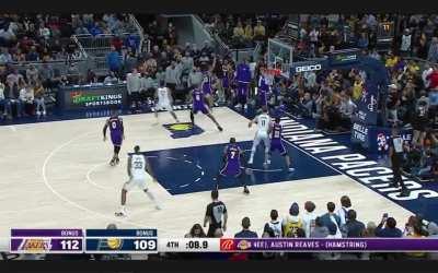 [Highlight] Duarte hits the three to send it to overtime!