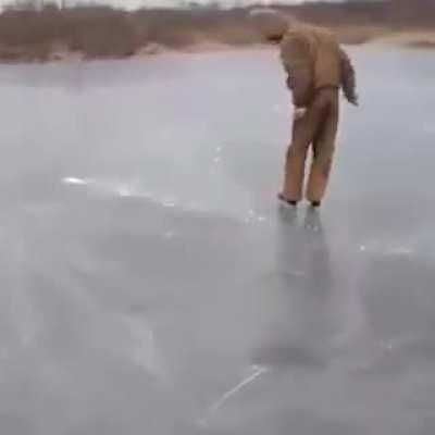 Let it rip! Beyblade Bullet