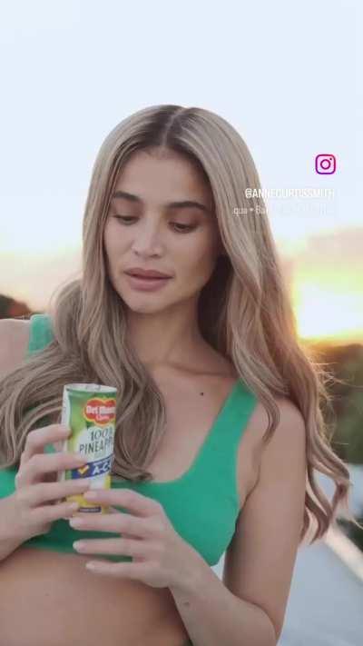 Anne Curtis