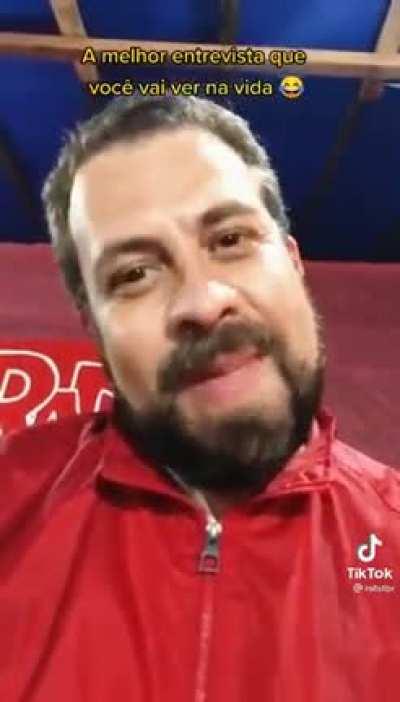 Boulos surpreendido com uma entrevista incisiva