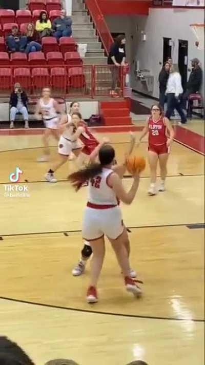 Uhhh ref? Want to make a call?