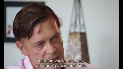 Para o pessoal antivacinação se informar melhor: assistam a declaração do próprio Dr.Andrew Wakefield - aquele cujo artigo médico do século passado relacionava vacina a autismo - de que as vacinas são sim importantes, desde que inoculadas individualmente.