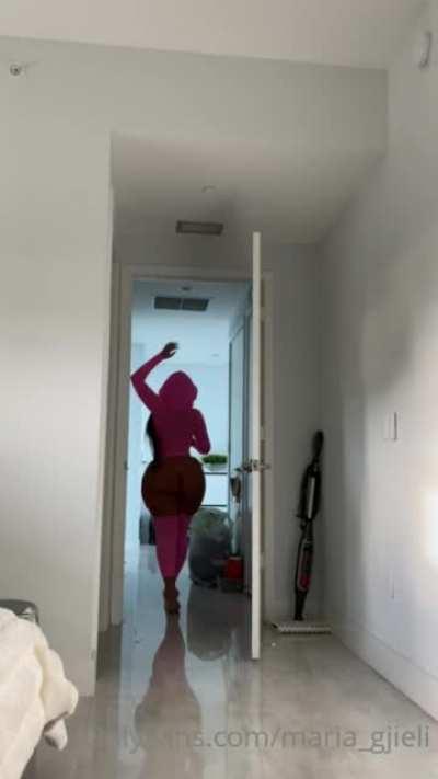 Not Jen but still big