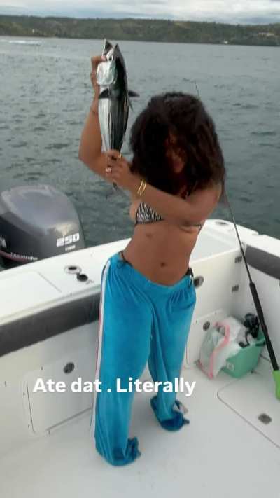  Collection of Videos from SZA’s story 😍💙