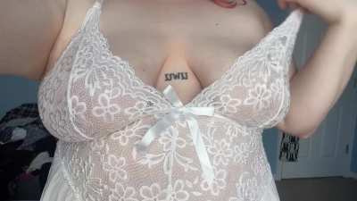 25F in Bucktown - hold these for me?