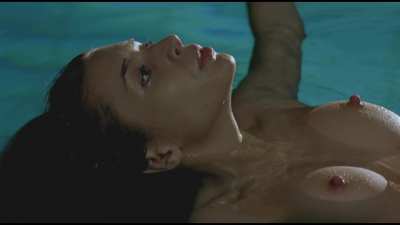 Diana Gómez & Ariadna Cabrol naked swimming in Eloïse (2009)