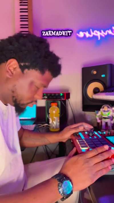 THURSDAY ⛹🏾‍♂️