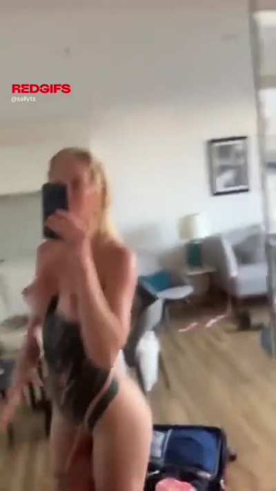 Small girlcocks deserve love too