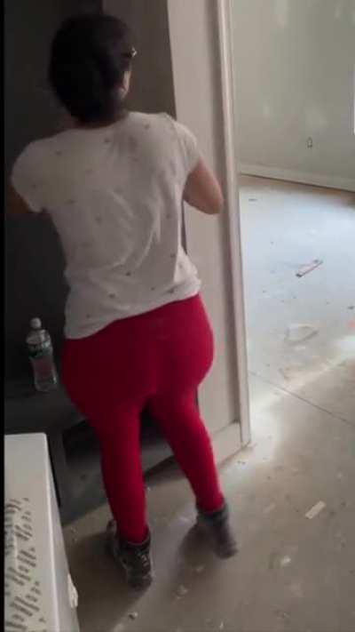 😈🎂💦Big butt latina co-worker!There were rumors that she always made guys cum in her ass to avoid pregnancy?!