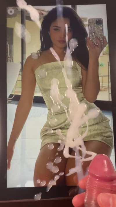 Queen Valkyrae Tribute