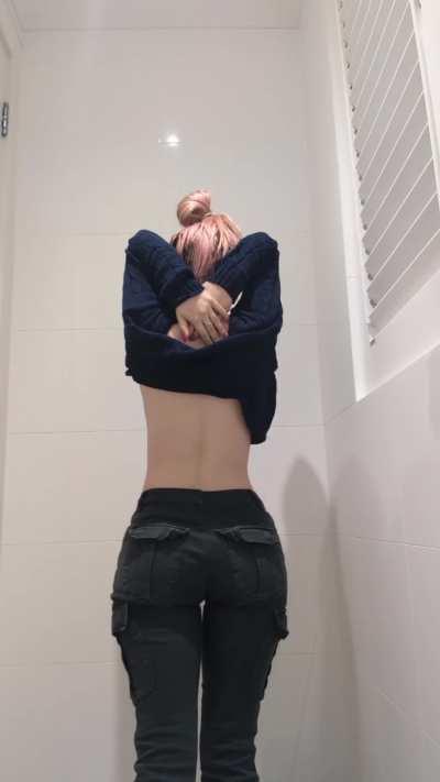 Glad my flat mates don't know that im inside you're walls rn ෆ⁠╹⁠ ⁠.̮⁠ ⁠╹⁠ෆ