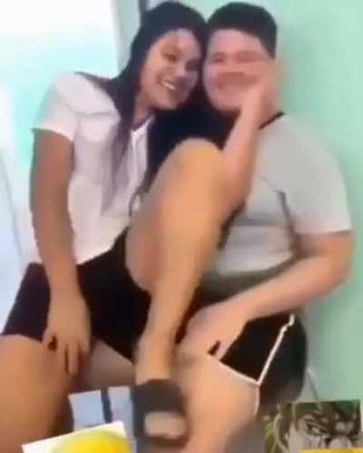 Muquinha me manda um slv na live ? Ou um ADM aqui no reedit. Só eu posto coisas lindas para vc ver aqui.