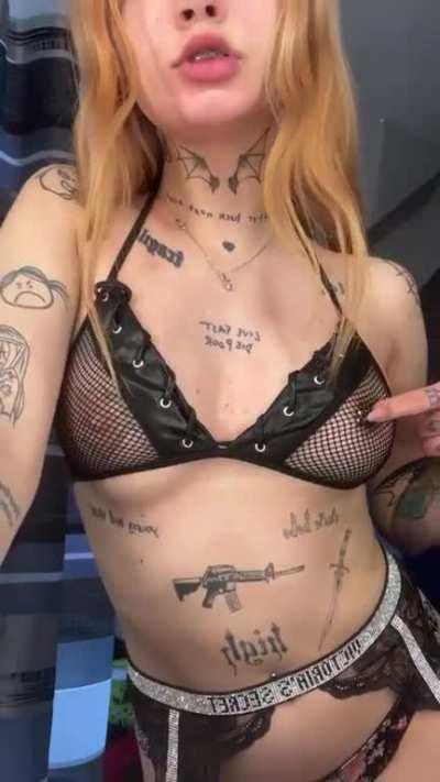 Julia Pelc queen of the black