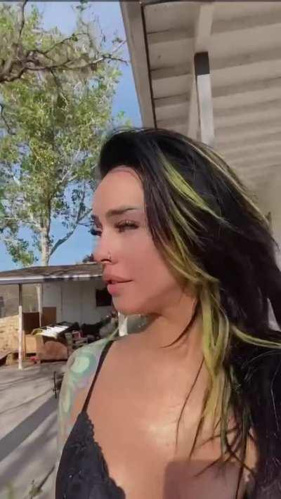 Decided to check the mail this morning, dressed like this ;) [gif]