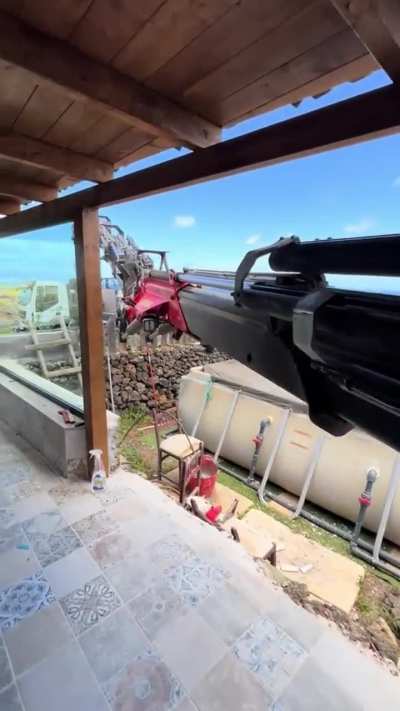 Lifting a pane of glass