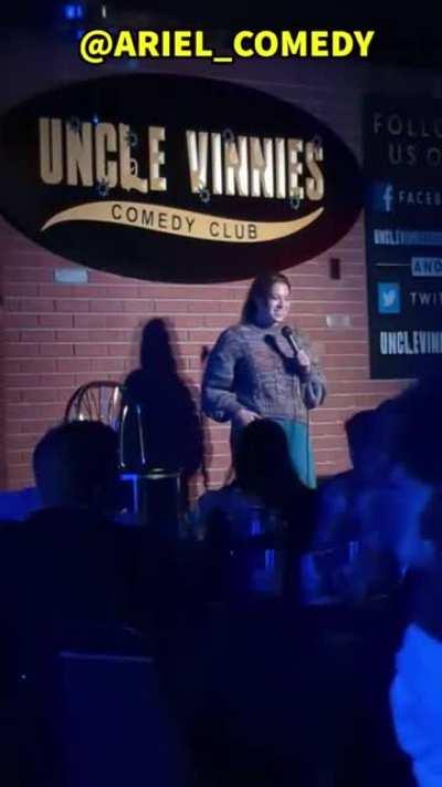 Comedian gets a full beer thrown at her by a heckler and her reaction was priceless