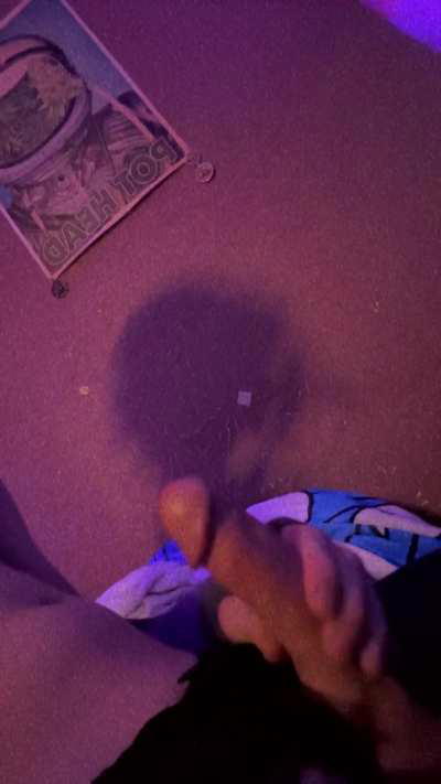 Come ride my femboy cock 😈🥵