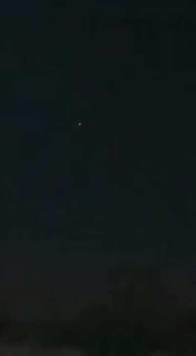Ovnis en Argentina: Una familia de la localidad de San Antonio de Padua grabó con un teléfono celular un objeto volador no identificando
