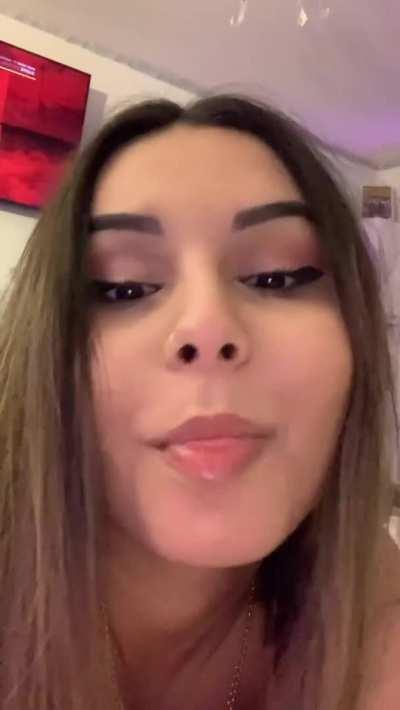 Rainy day fyck fest, who's in?