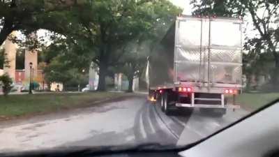 There’s a reason you’re not supposed to drive a semi on Kelly Drive