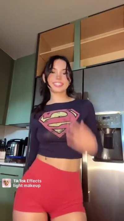 Damn she cute asf 😍😍