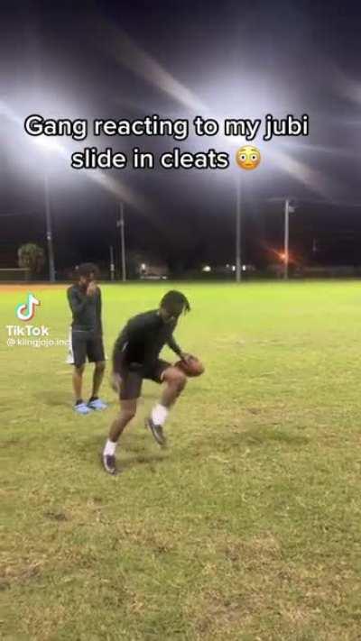 This guy's jubi slide looks like something out of a video game