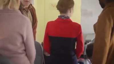 Russian commercial on emigrating to America