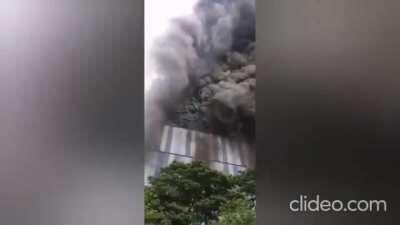 Huge fire at a Huawei research facility in China, September 25, 2020