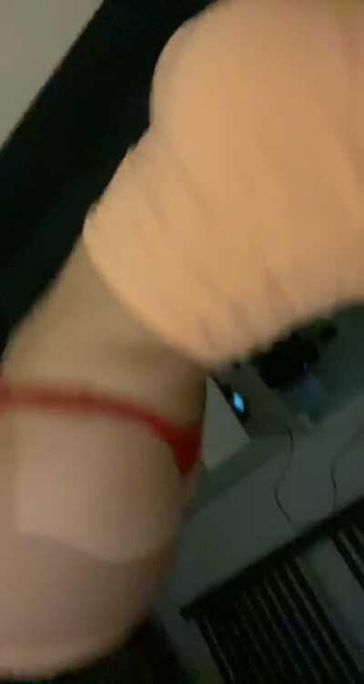 I guess you weren’t expecting this from a 2001 girl.