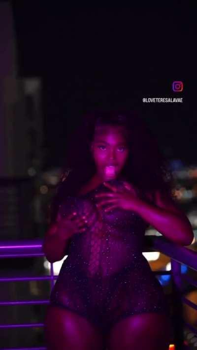 Are you a late night person, or early morning person?