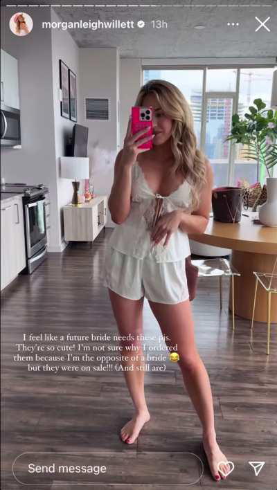 Nice cleavage from Morgan (BB: OTT)