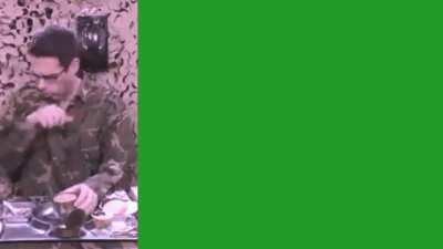 Les dejo la plantilla con pantalla verde c: