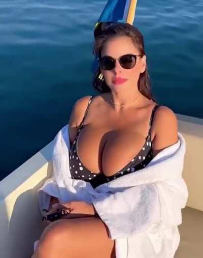 Wendy Fiore got the best natural titties