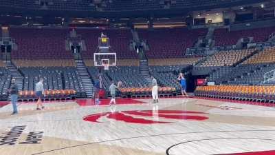 [Highlight] Chet Holmgren getting shots up before last night's game