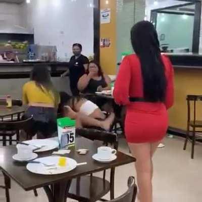 briga de gostosas apostem