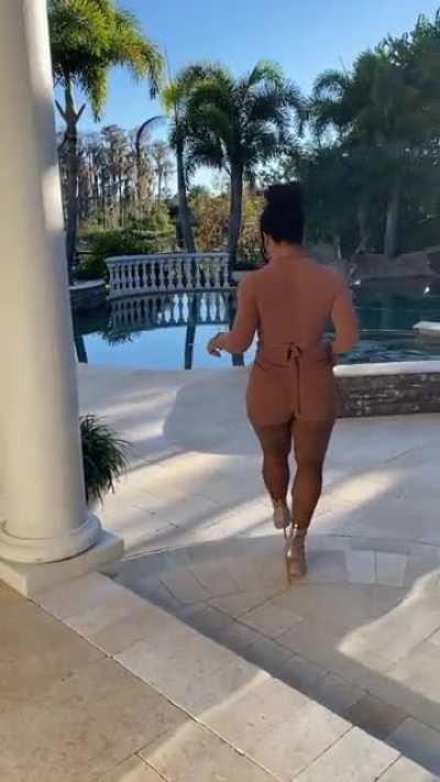 Its the lil things that matter